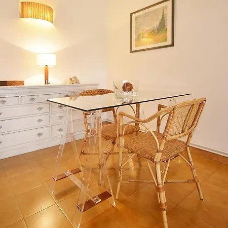 Terraza Y Jardin En - Es-360-9 아파트 *